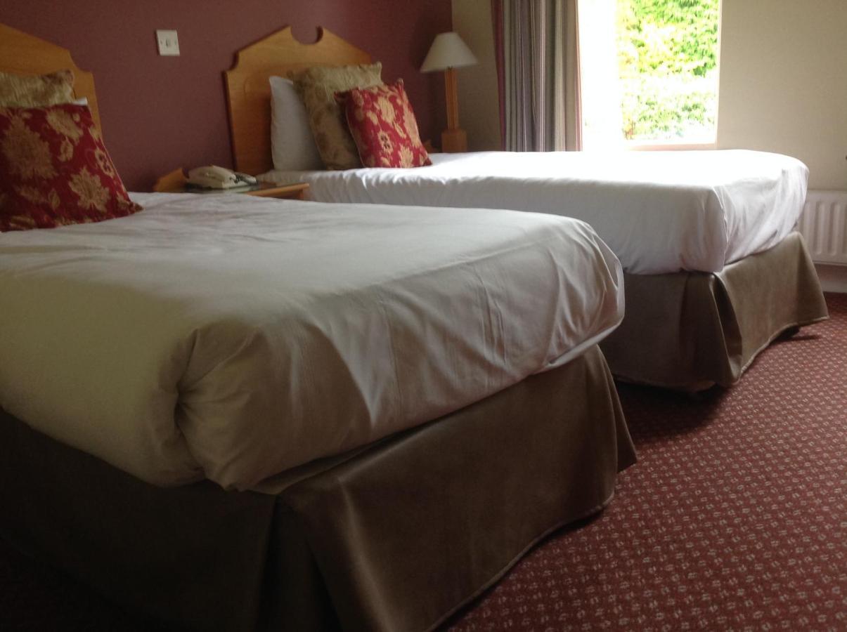 Glenwood House Otel Carrigaline Oda fotoğraf